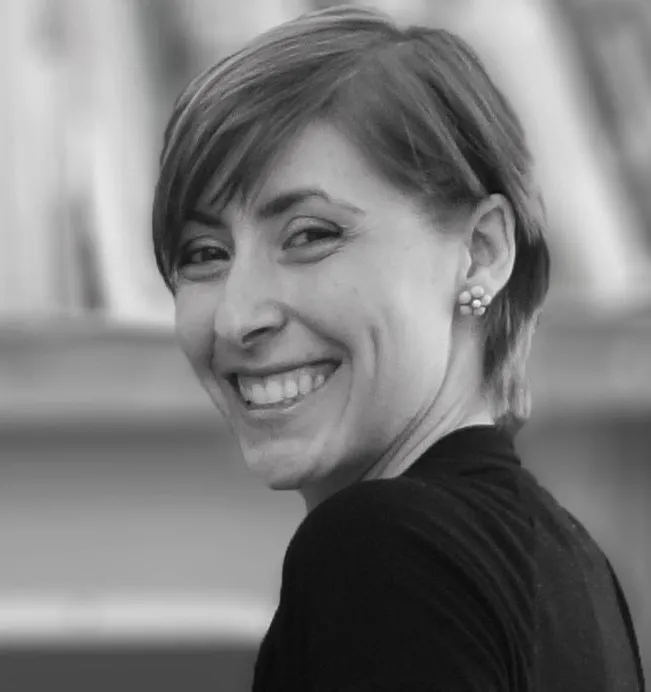 Ritratto in bianco e nero di Cristina Pusceddu